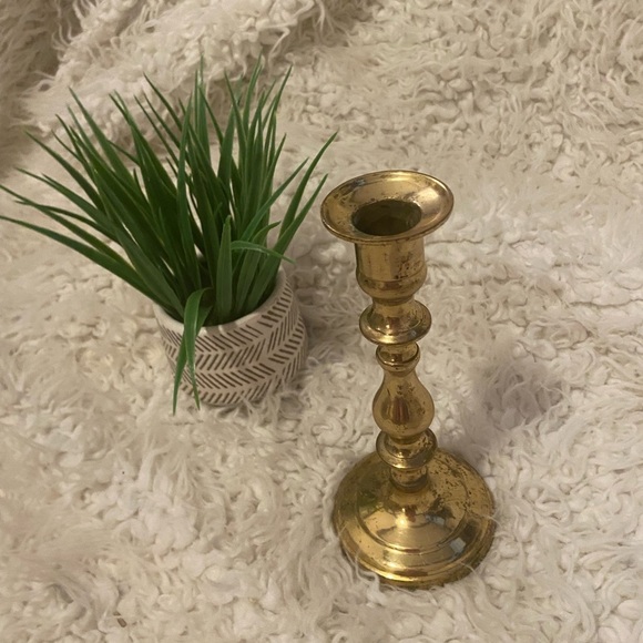 Vintage Solid Brass Made in India 7” Candlestick Holder Tarnished patina - Picture 3 of 6